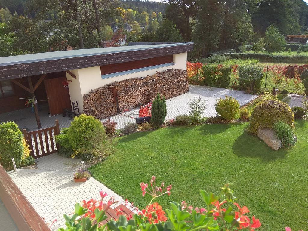 Apartmany Pod Lesem Bohutin  Экстерьер фото