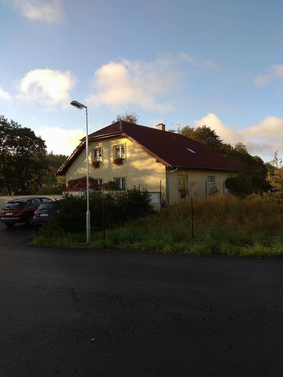 Apartmany Pod Lesem Bohutin  Экстерьер фото