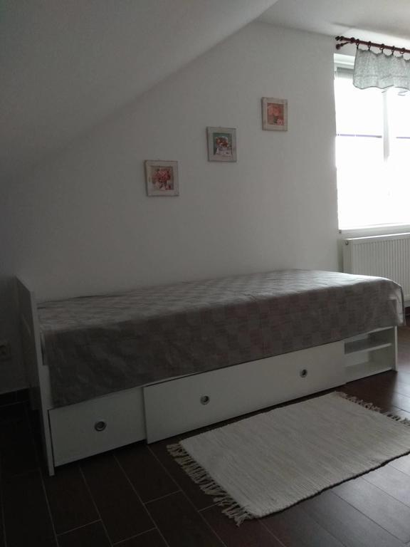 Apartmany Pod Lesem Bohutin  Экстерьер фото